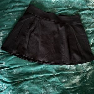 Brandy Melville skater skirt